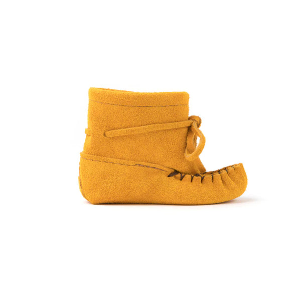 Yastawen'cha' (rattle) Baby suede booties