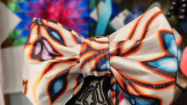 NATIVE PRINT BOWTIE