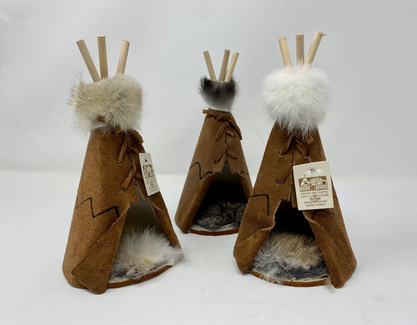 SUEDE TEEPEES