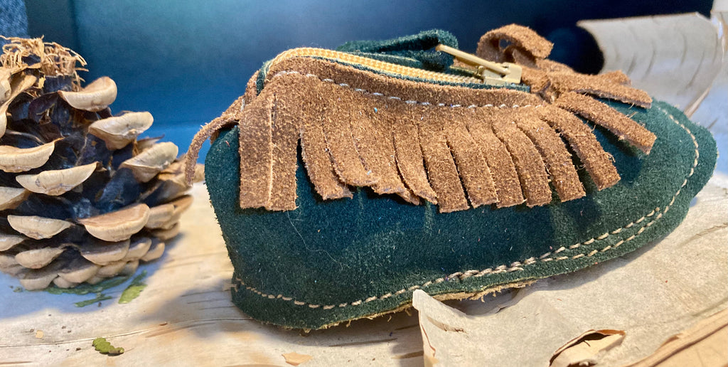 MOCCASIN COIN PURSE
