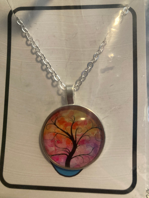DOME TREE NECKLACE